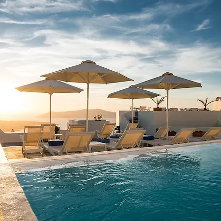 Pantelia Aparthotel Fira (Santorini)