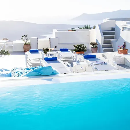Pantelia Aparthotel 4*