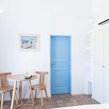 Pantelia Aparthotel Fira (Santorini)