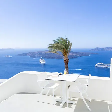 Pantelia Aparthotel Fira (Santorini)