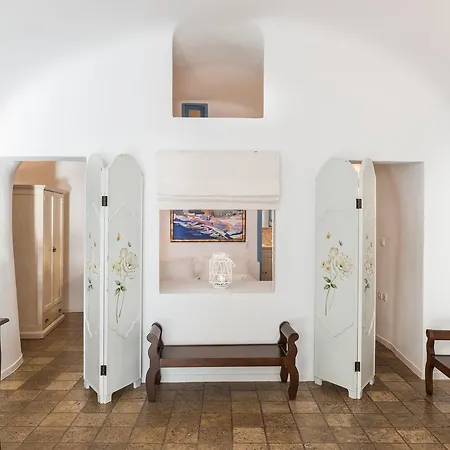 Pantelia Aparthotel