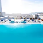 Pantelia Lägenhetshotell 4*