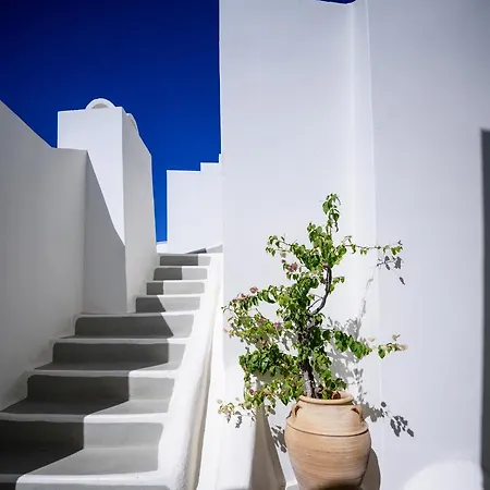 Lejlighedshotel Pantelia 4*