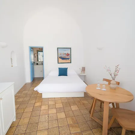 Lejlighedshotel Pantelia 4*