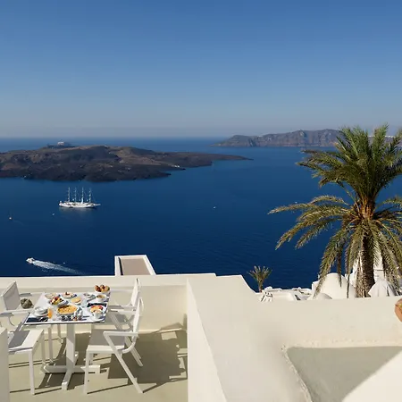 Pantelia Aparthotel 4*