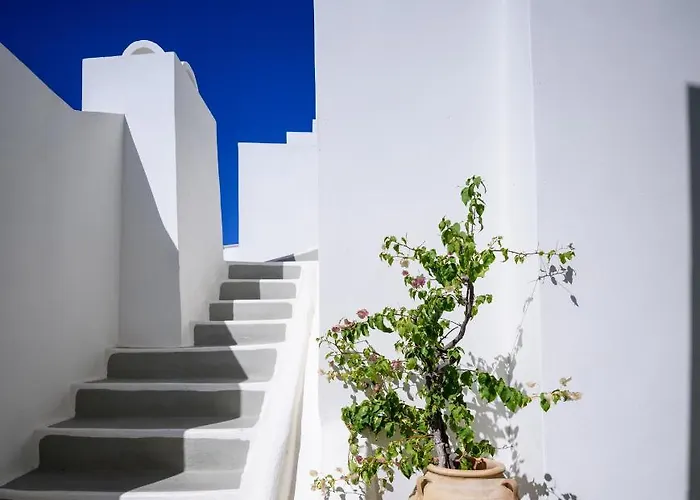 Apart-hotel Pantelia 4*