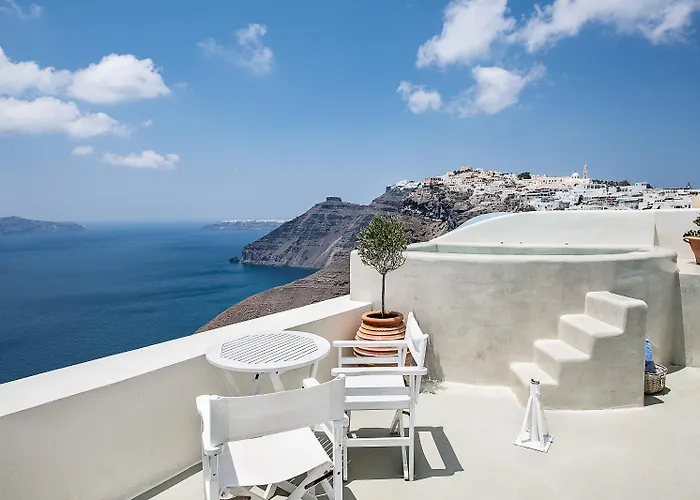 Apart-hotel Pantelia 4*