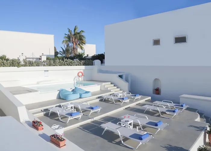 Apart-hotel Pantelia Fira (Santorini)