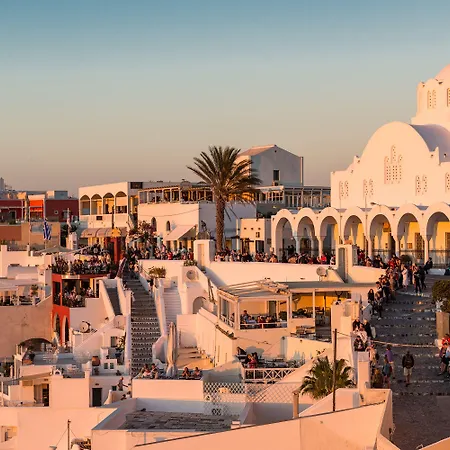 Pantelia Lägenhetshotell Fira (Santorini)